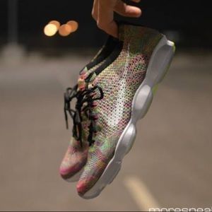Nike flyknit zoom agility 8